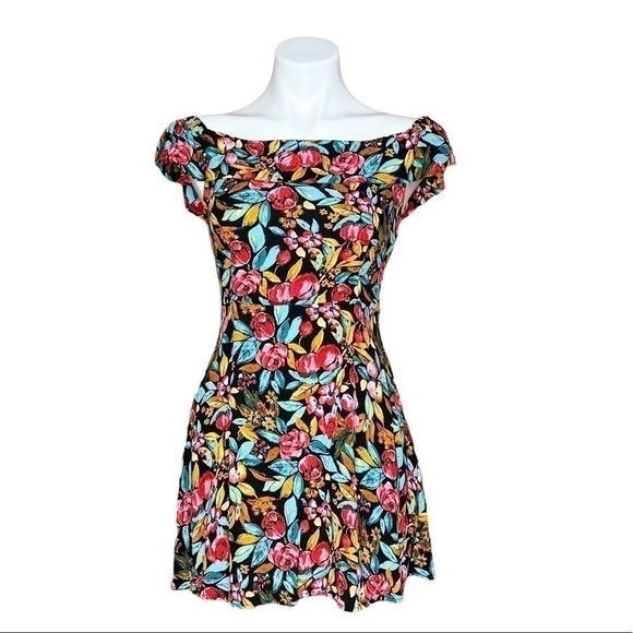Forever 21 Floral Off Shoulder Fit and Flare Mini Dress Black Multicolor Flowers - Picture 2 of 5